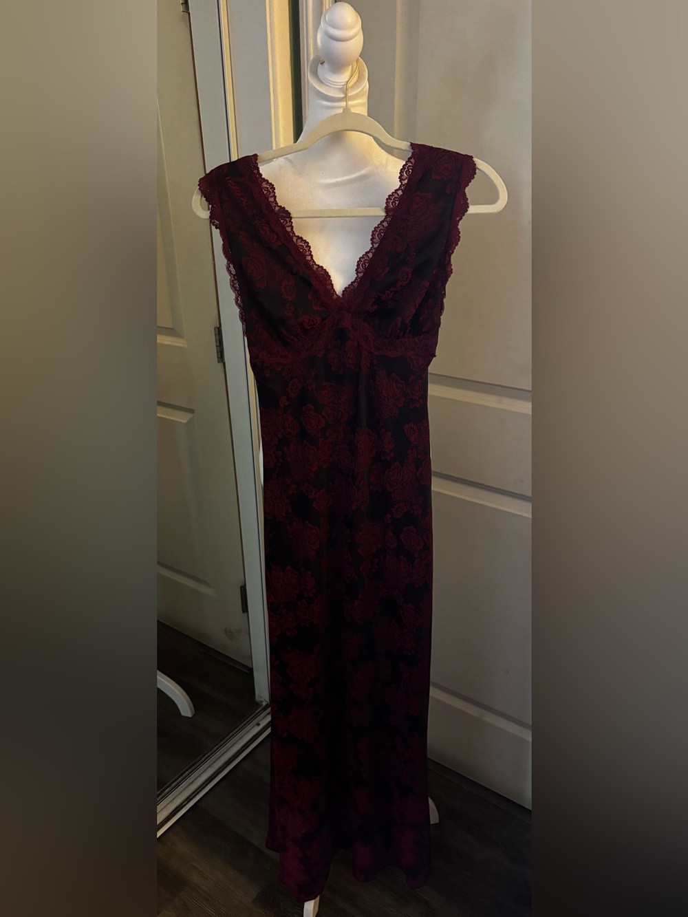 Sincerely Jules BabyDoll Maxi Slip Dress. Size Small.